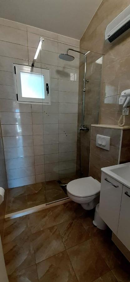 Holiday Hvar Vrbanj Eksteriør billede