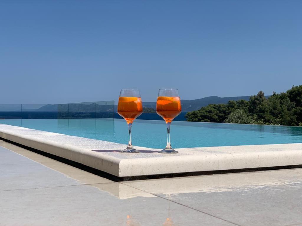 Holiday Hvar Vrbanj Eksteriør billede
