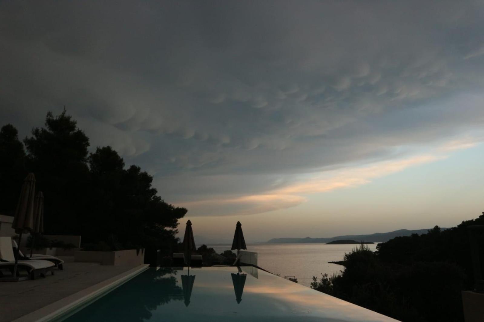 Holiday Hvar Vrbanj Eksteriør billede