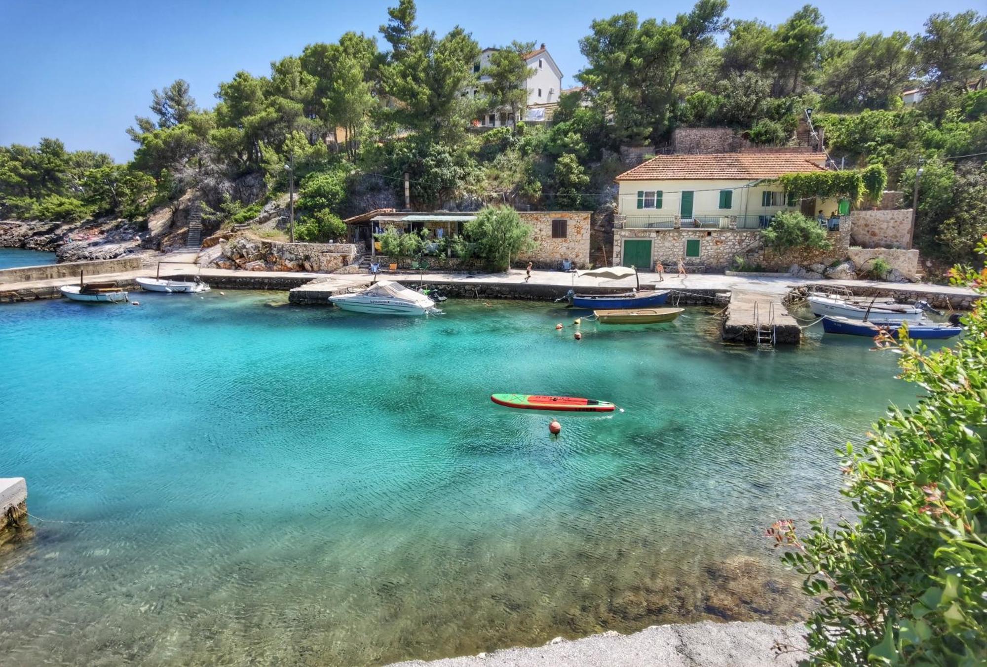 Holiday Hvar Vrbanj Eksteriør billede