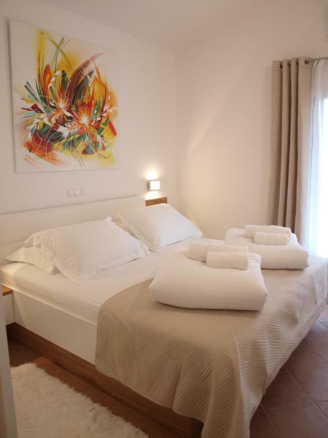 Holiday Hvar Vrbanj Eksteriør billede