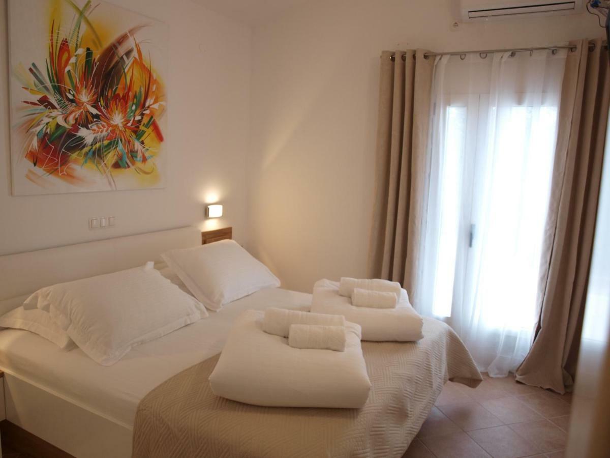 Holiday Hvar Vrbanj Eksteriør billede