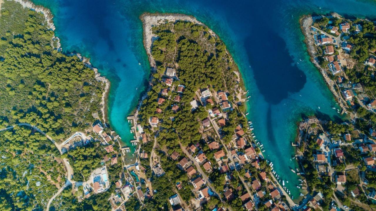 Holiday Hvar Vrbanj Eksteriør billede