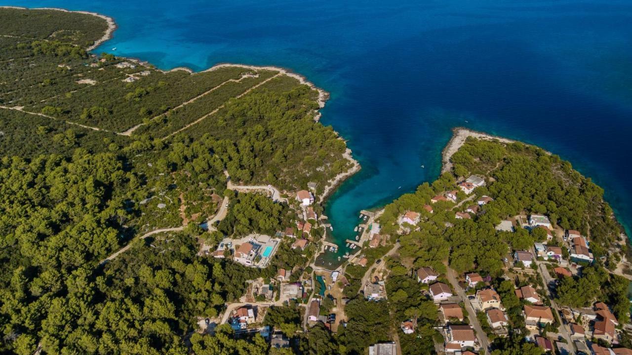 Holiday Hvar Vrbanj Eksteriør billede